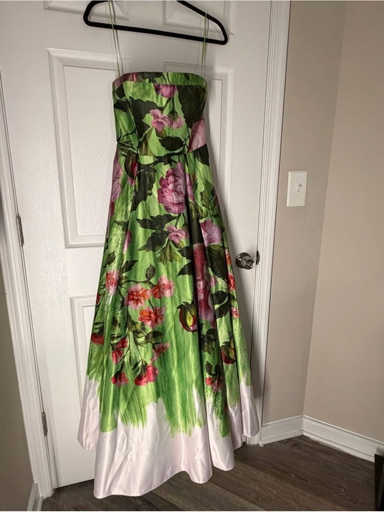 Anthropologie Dresses & Skirts - Anthropologie Strapless Green Floral Ball Gown